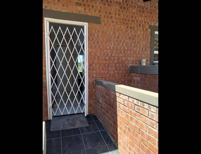 1 BEDROOM APARTMENT FOR SALE IN SEA PARK